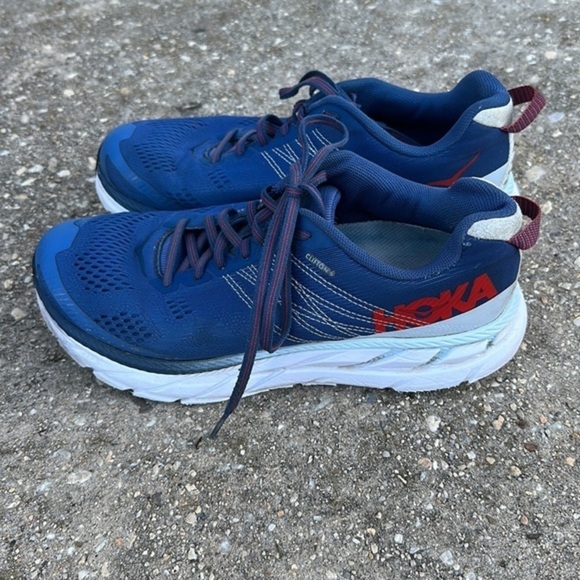 Hoka Clifton 6 Running Shoes size 8.5 M main image 5